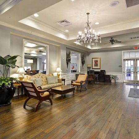 Hampton Inn & Suites Savannah Historic District Екстер'єр фото