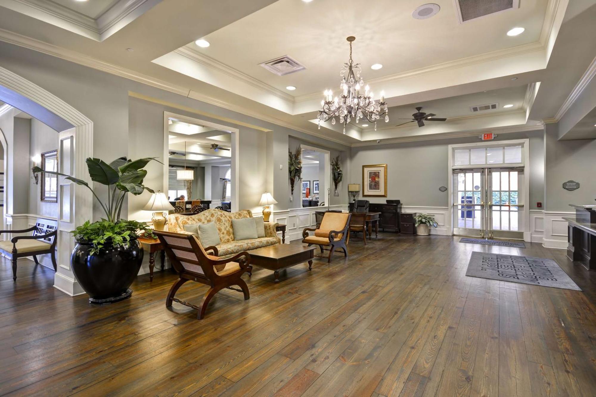 Hampton Inn & Suites Savannah Historic District Екстер'єр фото